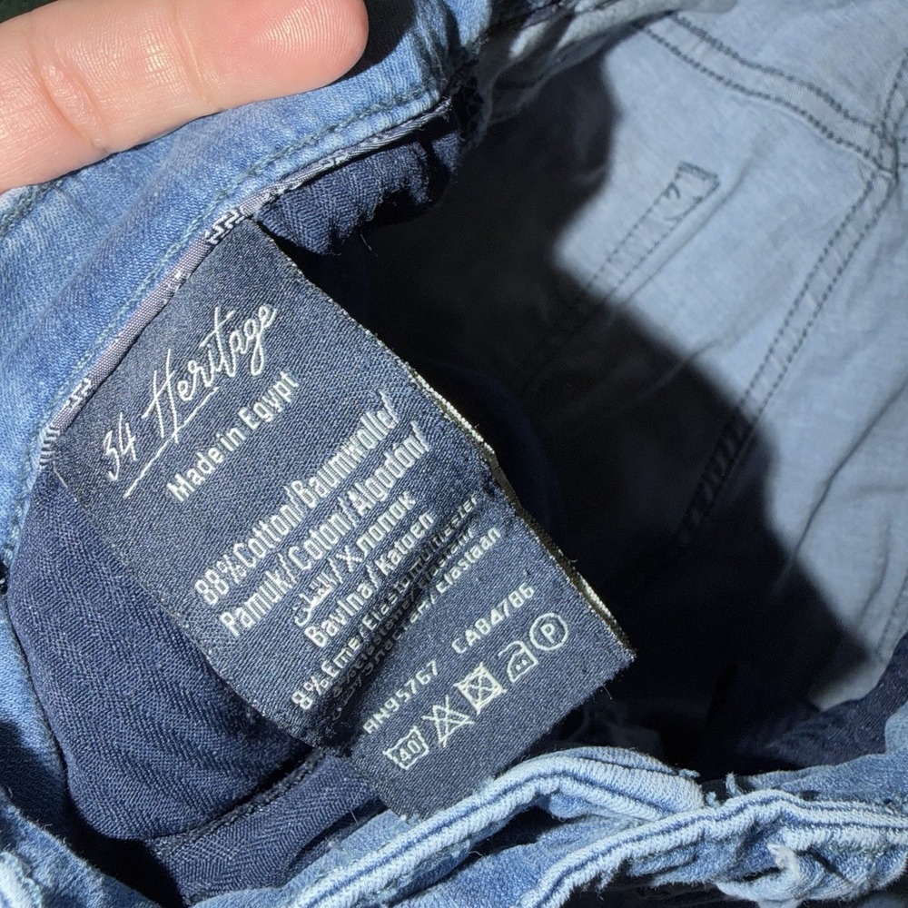 34 Heritage Charisma Comfort-rise, Classic Jeans 32x31 - Picture 6 of 6